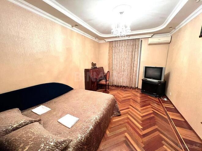 4 otaqlı köhnə tikili - İçəri Şəhər m. - 85 m² (23)
