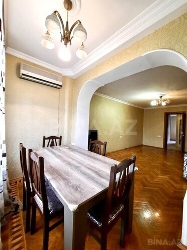 3 otaqlı köhnə tikili - Neftçilər m. - 70 m² (2)