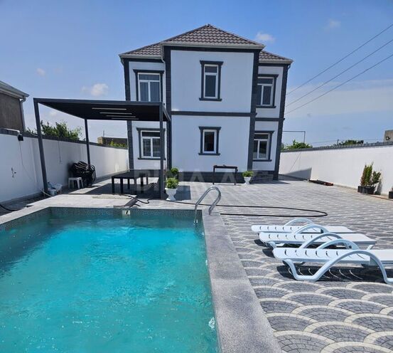 6 otaqlı həyət evi/bağ evi - Buzovna q. - 200 m² (1)