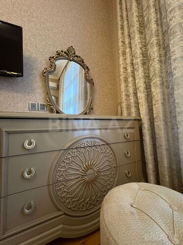 10 otaqlı həyət evi/bağ evi - Novxanı q. - 280 m² (13)