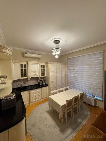 10 otaqlı həyət evi/bağ evi - Novxanı q. - 280 m² (29)