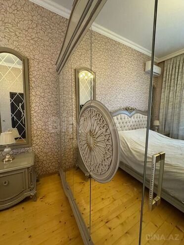 10 otaqlı həyət evi/bağ evi - Novxanı q. - 280 m² (12)