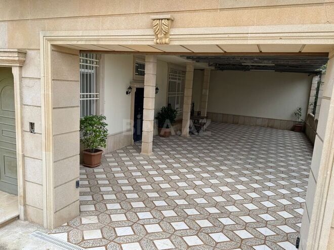 10 otaqlı həyət evi/bağ evi - Novxanı q. - 280 m² (27)