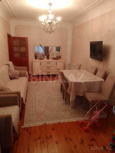 2 otaqlı köhnə tikili - 8-ci mikrorayon q. - 60 m² (3)