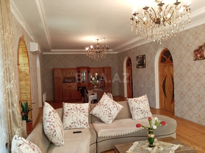 6 otaqlı həyət evi/bağ evi - Gəncə - 286 m² (5)