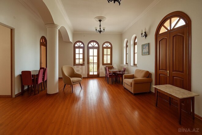 6 otaqlı həyət evi/bağ evi - Görədil q. - 216 m² (16)