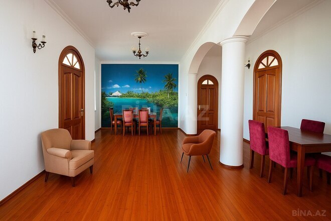6 otaqlı həyət evi/bağ evi - Görədil q. - 216 m² (14)