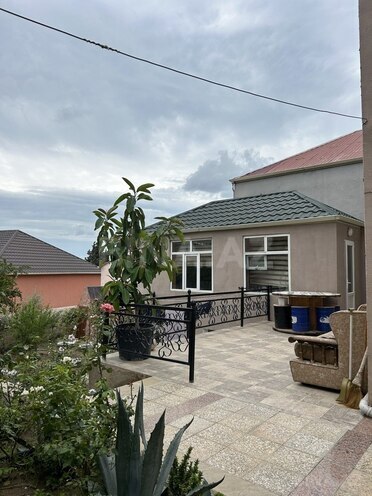 5 otaqlı həyət evi/bağ evi - Köhnə Günəşli q. - 180 m² (24)