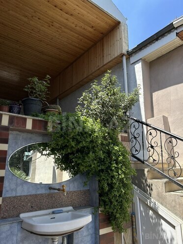 5 otaqlı həyət evi/bağ evi - Köhnə Günəşli q. - 180 m² (30)
