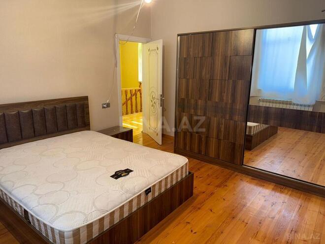 5 otaqlı həyət evi/bağ evi - Biləcəri q. - 140 m² (26)