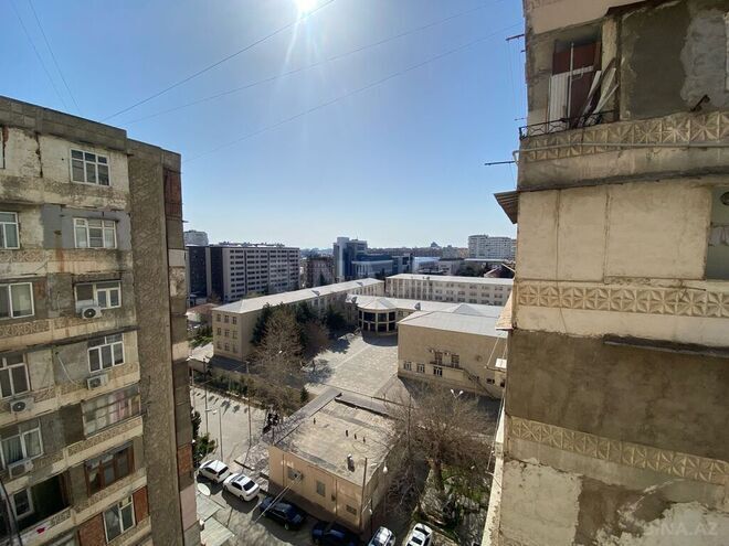 1 otaqlı köhnə tikili - 8-ci mikrorayon q. - 50 m² (5)