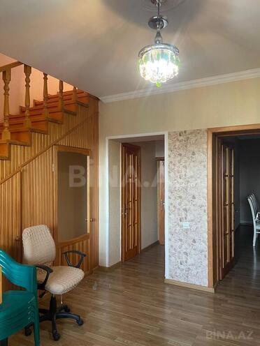 5 otaqlı həyət evi/bağ evi - Binəqədi q. - 200 m² (13)