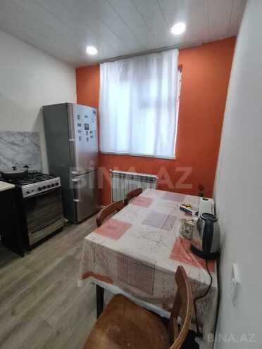2 otaqlı köhnə tikili - İnşaatçılar m. - 55 m² (6)