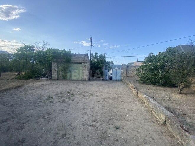 3 otaqlı həyət evi/bağ evi - Şüvəlan q. - 140 m² (1)