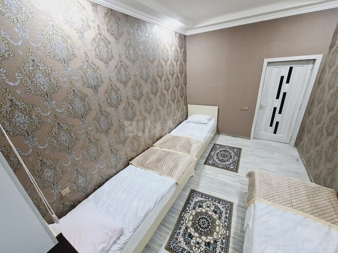 5 otaqlı həyət evi/bağ evi - Qəbələ - 200 m² (11)