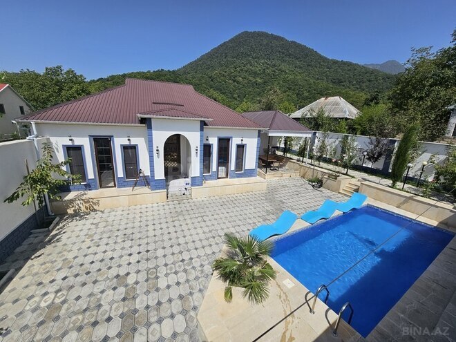 5 otaqlı həyət evi/bağ evi - Qəbələ - 200 m² (19)