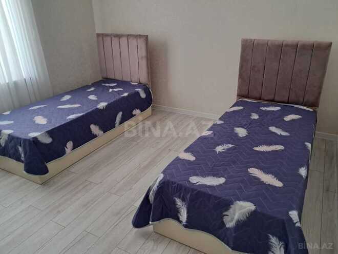 3 otaqlı həyət evi/bağ evi - Şüvəlan q. - 250 m² (8)