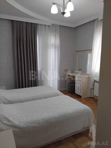 7 otaqlı həyət evi/bağ evi - Qax - 160 m² (18)