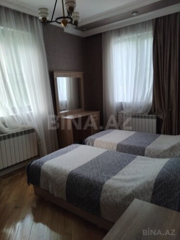 7 otaqlı həyət evi/bağ evi - Qax - 160 m² (20)