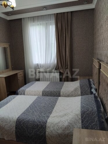 7 otaqlı həyət evi/bağ evi - Qax - 160 m² (30)