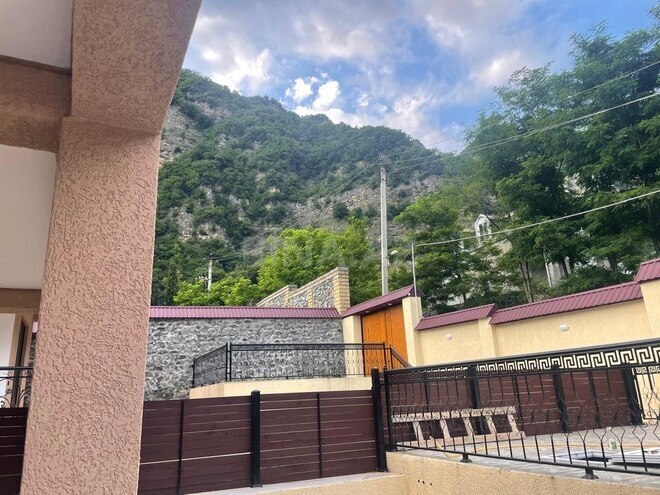 3 otaqlı həyət evi/bağ evi - Qax - 120 m² (9)