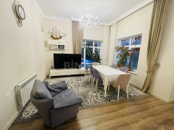 6 otaqlı həyət evi/bağ evi - Şüvəlan q. - 350 m² (14)