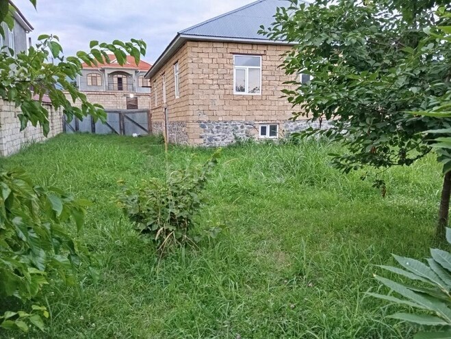 4 otaqlı həyət evi/bağ evi - Qəbələ - 62 m² (2)