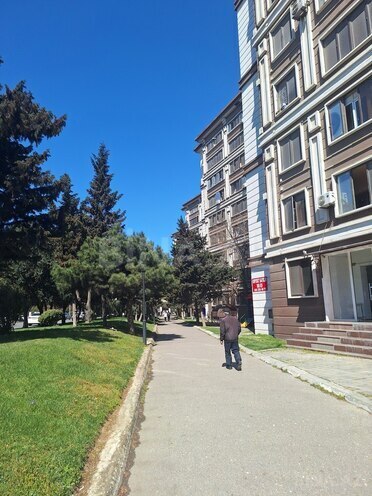 2 otaqlı köhnə tikili - 8-ci mikrorayon q. - 45 m² (3)