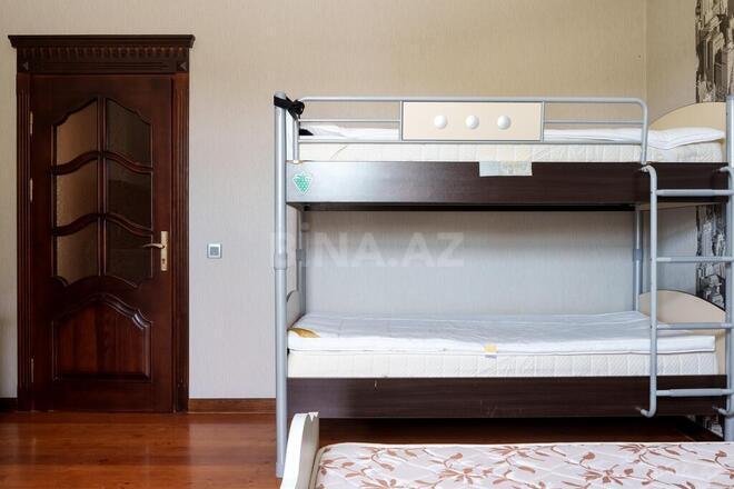 8 otaqlı həyət evi/bağ evi - Görədil q. - 328 m² (25)