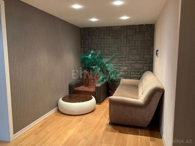 7 otaqlı həyət evi/bağ evi - Görədil q. - 280 m² (24)