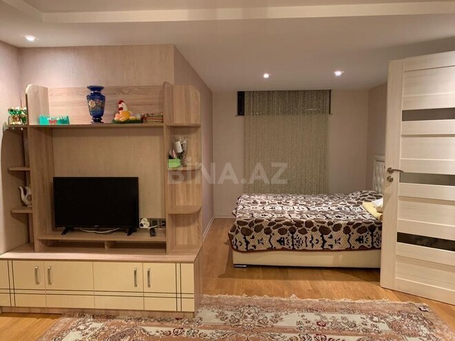 7 otaqlı həyət evi/bağ evi - Görədil q. - 280 m² (27)