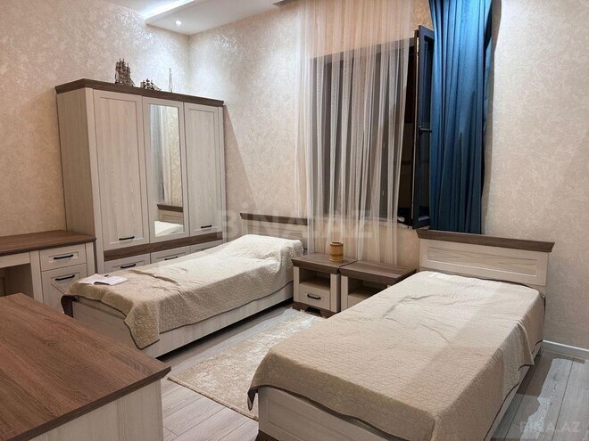 4 otaqlı həyət evi/bağ evi - Mərdəkan q. - 200 m² (13)