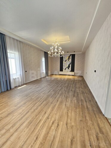 5 otaqlı həyət evi/bağ evi - Şüvəlan q. - 300 m² (28)