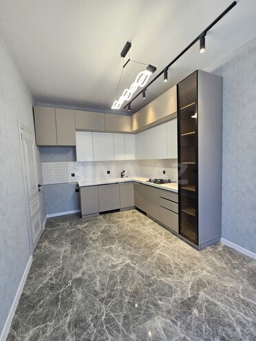 5 otaqlı həyət evi/bağ evi - Şüvəlan q. - 300 m² (25)