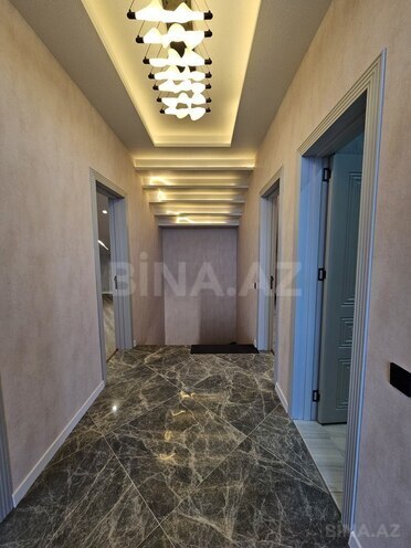 5 otaqlı həyət evi/bağ evi - Şüvəlan q. - 300 m² (10)
