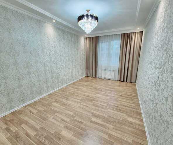 3 otaqlı köhnə tikili - 7-ci mikrorayon q. - 70 m² (10)