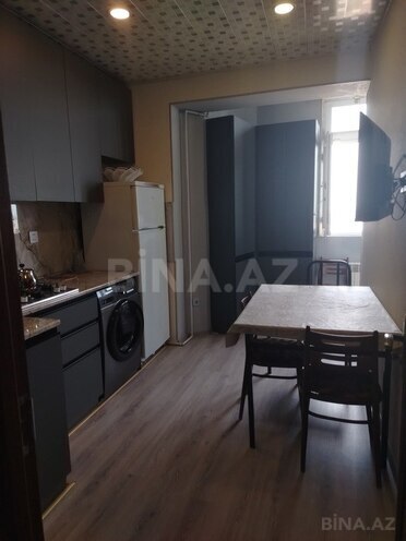 2 otaqlı köhnə tikili - Qara Qarayev m. - 70 m² (11)