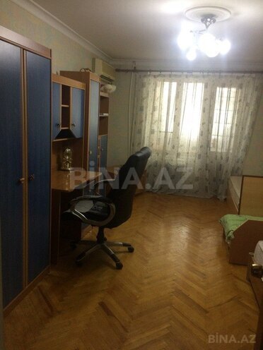 3 otaqlı köhnə tikili - İnşaatçılar m. - 70 m² (3)