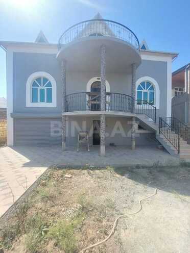 6 otaqlı həyət evi/bağ evi - 28 May q. - 250 m² (1)