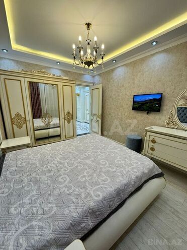 3 otaqlı yeni tikili - 8 Noyabr m. - 148 m² (18)