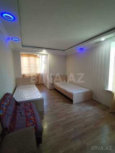 1 otaqlı köhnə tikili - İnşaatçılar m. - 30 m² (1)