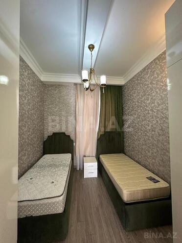 5 otaqlı həyət evi/bağ evi - Şüvəlan q. - 200 m² (15)