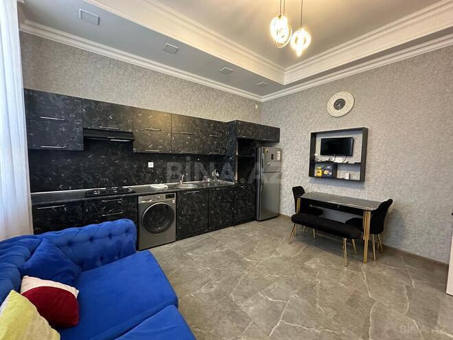 5 otaqlı həyət evi/bağ evi - Şüvəlan q. - 200 m² (10)