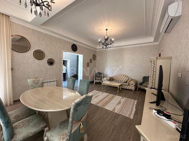 5 otaqlı həyət evi/bağ evi - Şüvəlan q. - 200 m² (5)