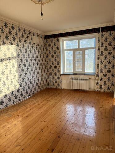 2 otaqlı köhnə tikili - Qaraçuxur q. - 60 m² (1)