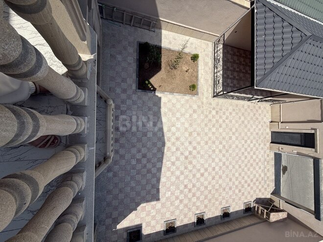 7 otaqlı həyət evi/bağ evi - Qaraçuxur q. - 285 m² (25)