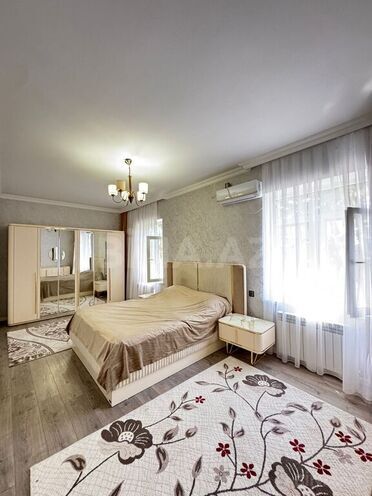 4 otaqlı həyət evi/bağ evi - Mərdəkan q. - 190 m² (27)