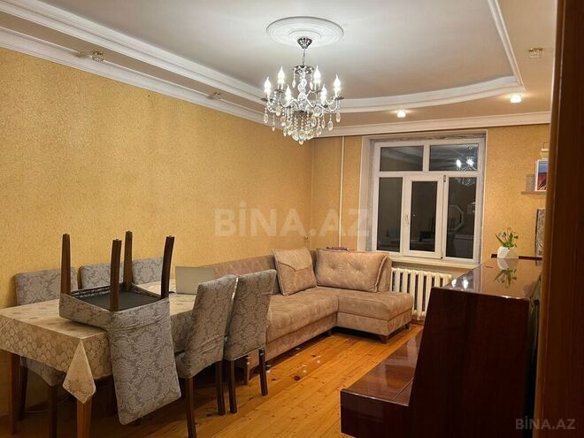 4-комн. вторичка - м. Азадлыг проспекти - 130 м² (1)