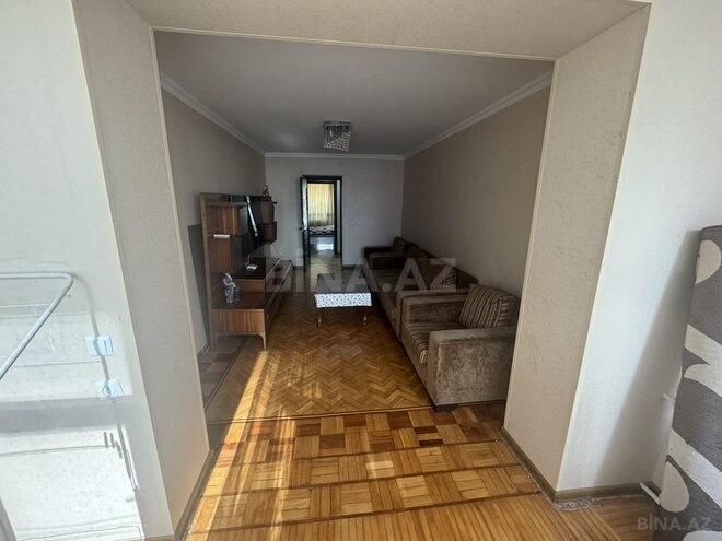 2 otaqlı köhnə tikili - 28 May m. - 50 m² (1)