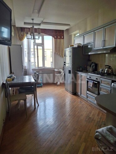 3 otaqlı yeni tikili - Azadlıq Prospekti m. - 110 m² (7)